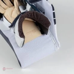 Bauer Supreme 3S Intermediate Goalie Blocker 22 Bauer Supreme 3S Intermediate Goalie Blocker -Hockey Equipment Shop bauer blockers bauer supreme 3s intermediate goalie blocker 14231818764354