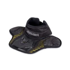 Bauer Supreme Junior Goalie Neck Guard