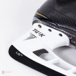Bauer Supreme Matrix Junior Hockey Skates (2018) -Hockey Equipment Shop bauer hockey skates bauer supreme matrix junior hockey skates 2018 4566204219458