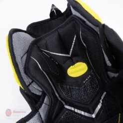 Bauer Supreme UltraSonic Intermediate Hockey Shin Guards 32 Bauer Supreme UltraSonic Intermediate Hockey Shin Guards -Hockey Equipment Shop bauer shin guards bauer supreme ultrasonic intermediate hockey shin guards 28378013466690