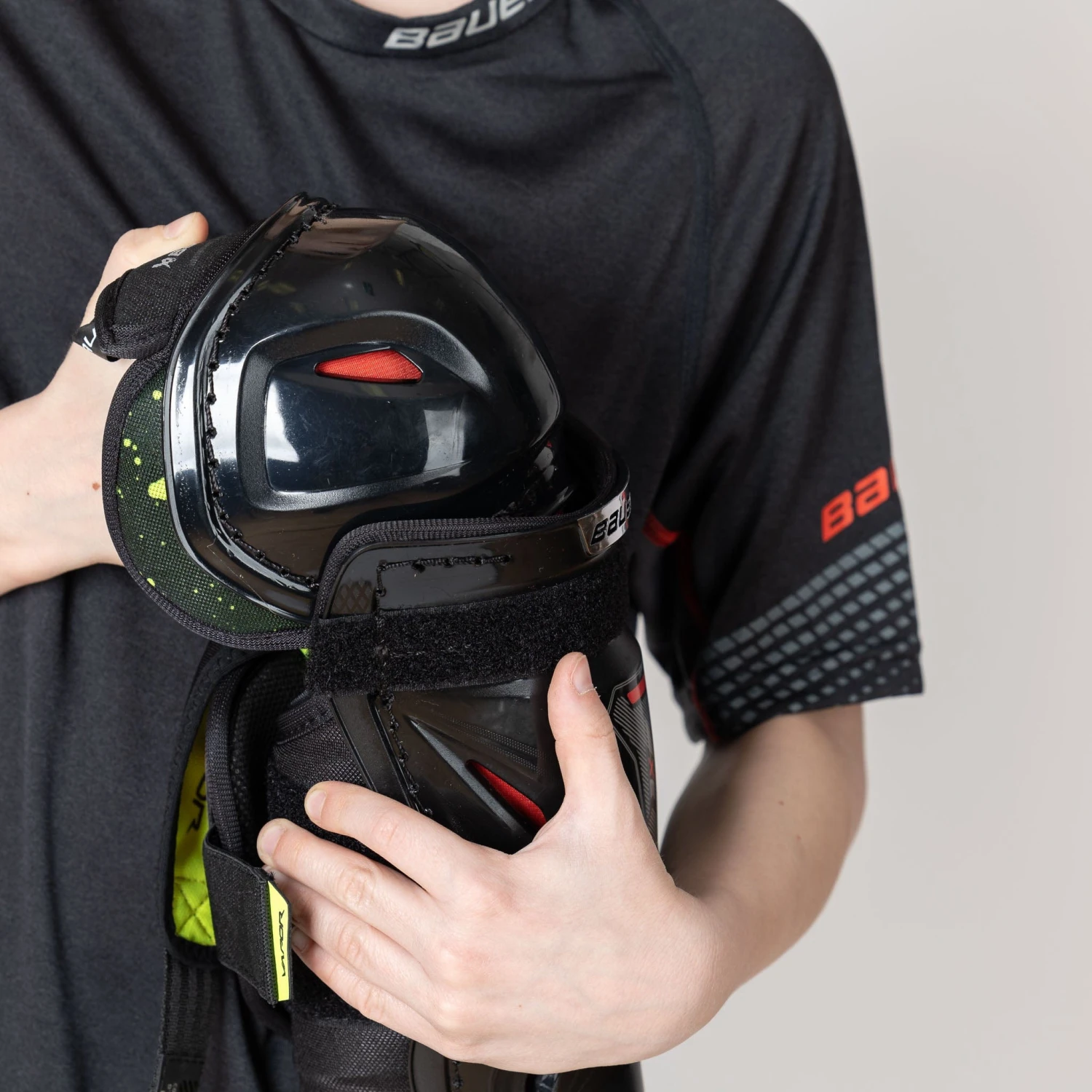 Bauer Vapor 3X Junior Hockey Shin Guards 10 Bauer Vapor 3X Junior Hockey Shin Guards - Image 8