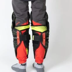 Bauer Vapor 3X Junior Hockey Shin Guards 18 Bauer Vapor 3X Junior Hockey Shin Guards -Hockey Equipment Shop bauer shin guards bauer vapor 3x junior hockey shin guards 29084801105986