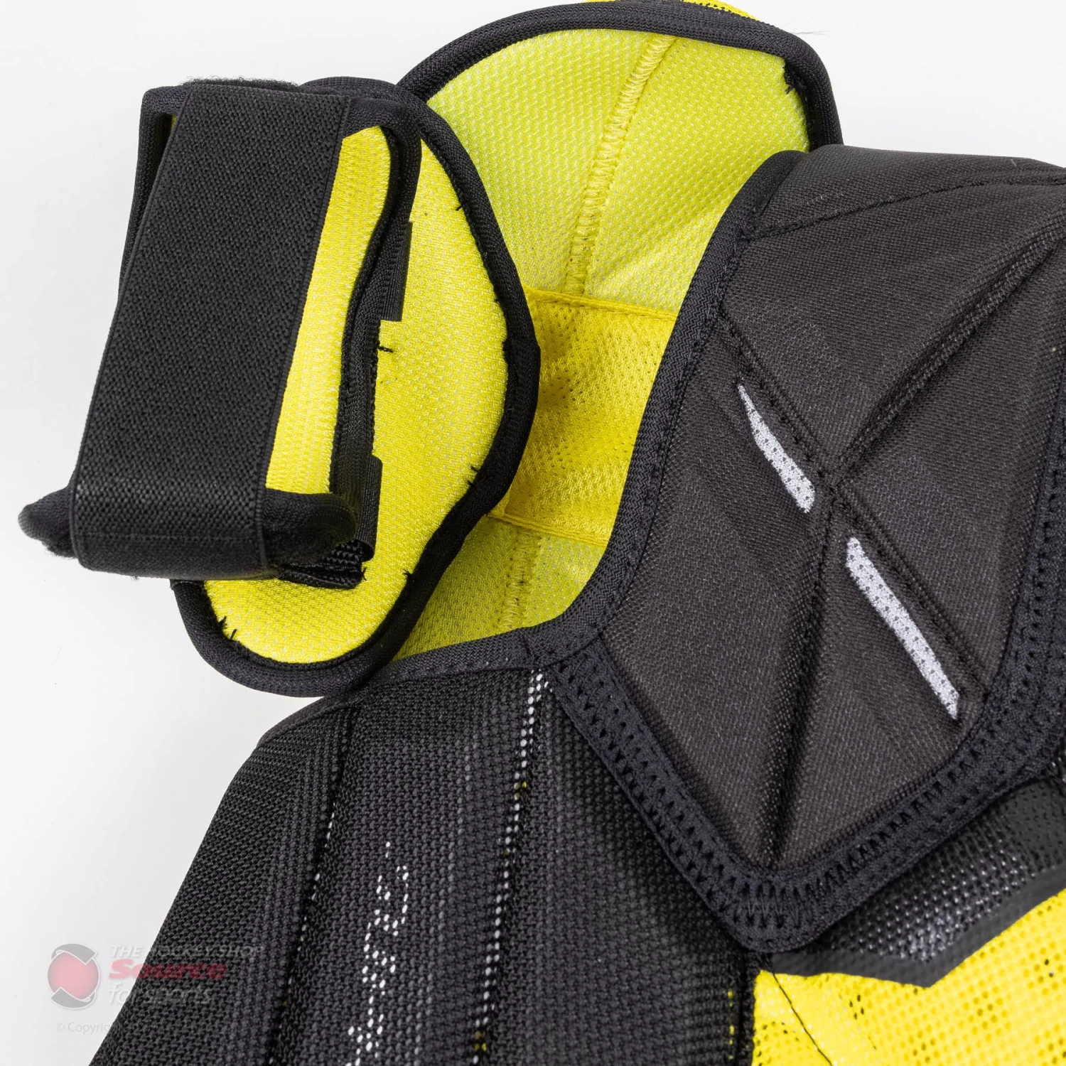 Bauer Supreme UltraSonic Junior Hockey Shoulder Pads 11 Bauer Supreme UltraSonic Junior Hockey Shoulder Pads - Image 9