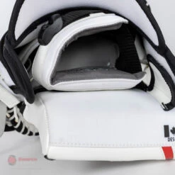 Brian's OPTiK X2 Intermediate Goalie Catcher -Hockey Equipment Shop brian s catchers brian s optik x2 intermediate goalie catcher 27999418155074