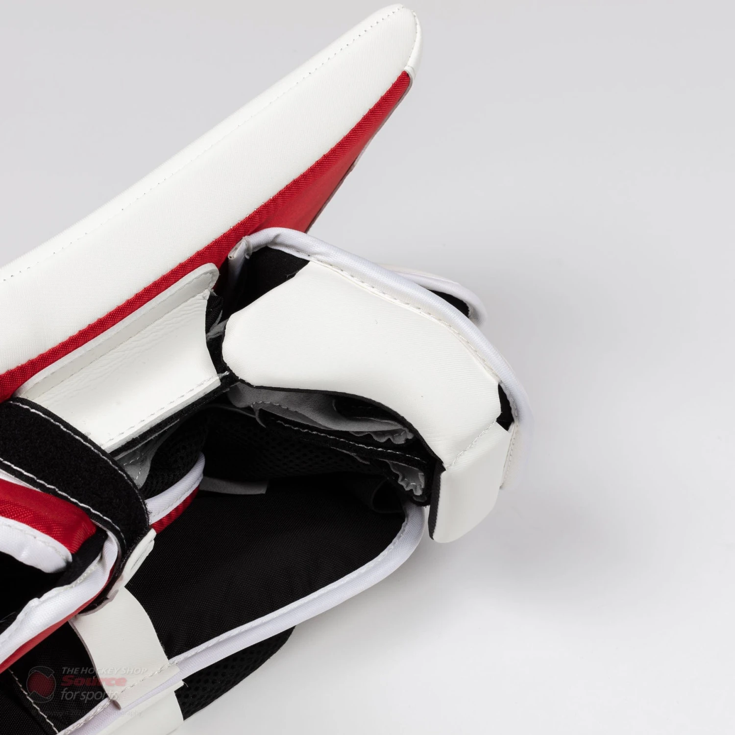CCM Axis A1.9 Senior Goalie Blocker 8 CCM Axis A1.9 Senior Goalie Blocker - Image 6