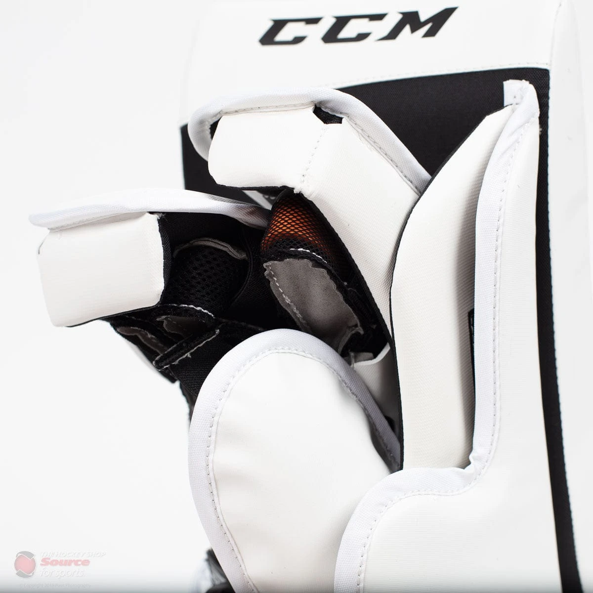 CCM Extreme Flex E4.5 Senior Goalie Blocker - Source Exclusive 9 CCM Extreme Flex E4.5 Senior Goalie Blocker - Source Exclusive - Image 7