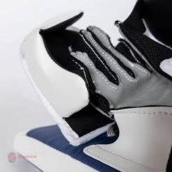 CCM Extreme Flex E5.5 Junior Goalie Blocker 25 CCM Extreme Flex E5.5 Junior Goalie Blocker -Hockey Equipment Shop ccm blockers ccm extreme flex e5 5 junior goalie blocker 27988469022786