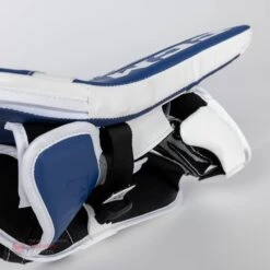 CCM Extreme Flex E5.5 Junior Goalie Blocker 21 CCM Extreme Flex E5.5 Junior Goalie Blocker -Hockey Equipment Shop ccm blockers ccm extreme flex e5 5 junior goalie blocker 27988469055554