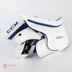 CCM Extreme Flex E5.5 Junior Goalie Blocker 18 CCM Extreme Flex E5.5 Junior Goalie Blocker -Hockey Equipment Shop ccm blockers ccm extreme flex e5 5 junior goalie blocker 27988469153858