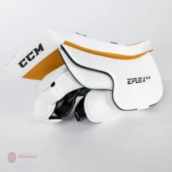 CCM Extreme Flex E5.9 Senior Goalie Blocker 16 CCM Extreme Flex E5.9 Senior Goalie Blocker -Hockey Equipment Shop ccm blockers ccm extreme flex e5 9 senior goalie blocker 27988477444162