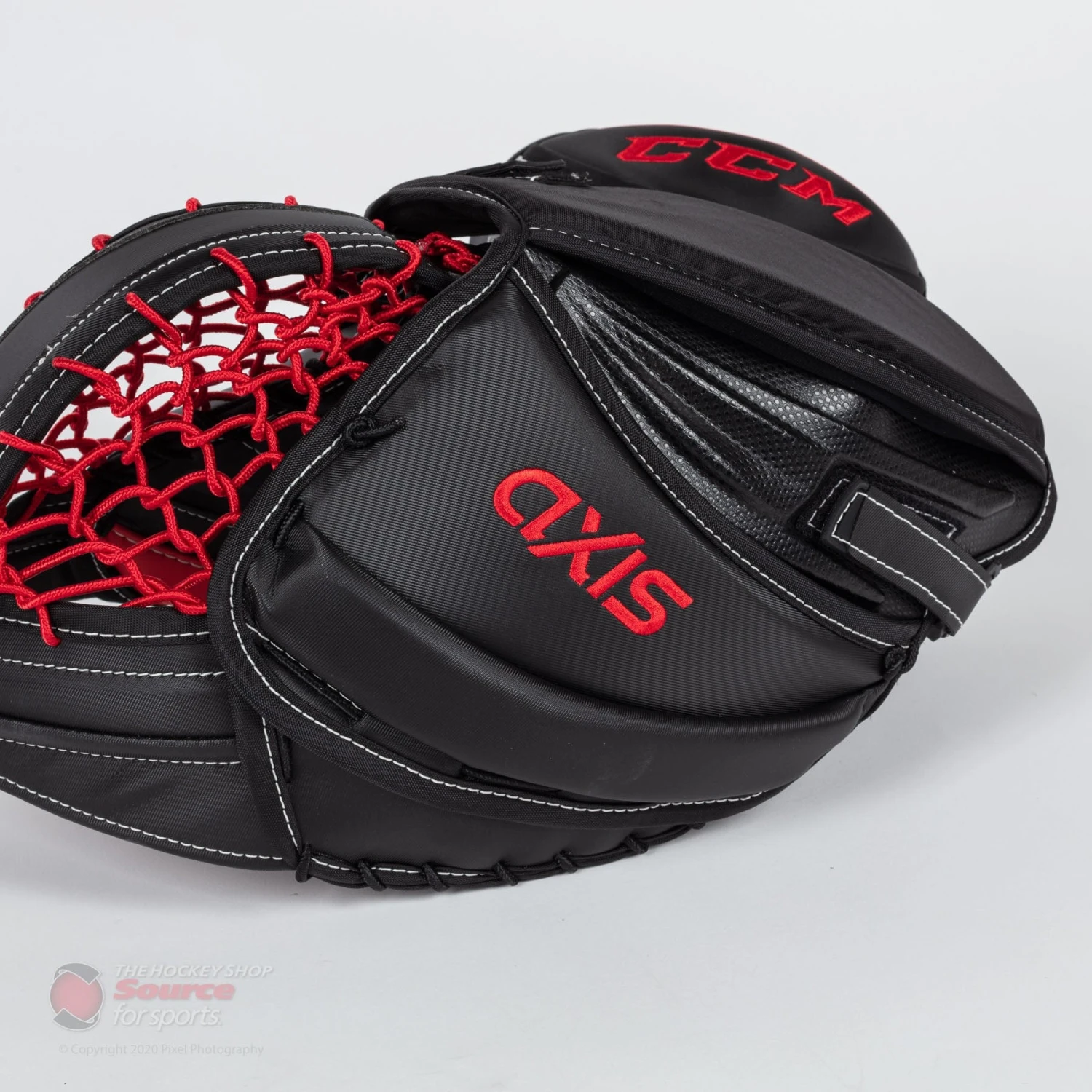 CCM Axis Senior Goalie Catcher - 600 Break Angle 7 CCM Axis Senior Goalie Catcher - 600 Break Angle - Image 5