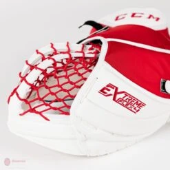CCM Extreme Flex 4 Pro Senior Goalie Catcher -Hockey Equipment Shop ccm catchers ccm extreme flex 4 pro senior goalie catcher 5314627010626