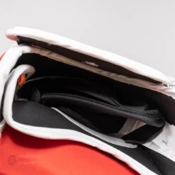 CCM Extreme Flex 5 Senior Goalie Catcher - 600 Break Angle 28 CCM Extreme Flex 5 Senior Goalie Catcher - 600 Break Angle -Hockey Equipment Shop ccm catchers ccm extreme flex 5 senior goalie catcher 600 break angle 27972556226626