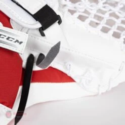 CCM Extreme Flex E5.5 Youth Goalie Catcher 20 CCM Extreme Flex E5.5 Youth Goalie Catcher -Hockey Equipment Shop ccm catchers ccm extreme flex e5 5 youth goalie catcher 27972558848066