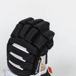 CCM Tacks 4R Pro² Junior Hockey Gloves 17 CCM Tacks 4R Pro² Junior Hockey Gloves -Hockey Equipment Shop ccm gloves ccm tacks 4r pro junior hockey gloves 14187001970754