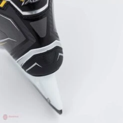 CCM Tacks 9090 Junior Hockey Skates -Hockey Equipment Shop ccm hockey skates ccm tacks 9090 junior hockey skates 4566115778626