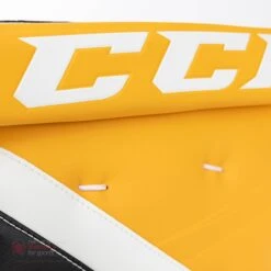 CCM Extreme Flex E5.9 Senior Goalie Leg Pads -Hockey Equipment Shop ccm leg pads ccm extreme flex e5 9 senior goalie leg pads 27988495269954