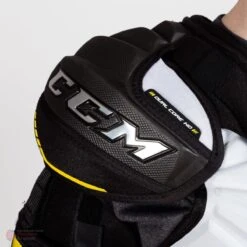 CCM Super Tacks AS1 Junior Hockey Shoulder Pads -Hockey Equipment Shop ccm shoulder pads ccm super tacks as1 junior hockey shoulder pads 5478283018306