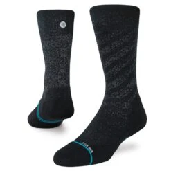 Stance STP Run Light Crew Socks -Hockey Equipment Shop stance socks stance stp run light crew socks black m 30331656962114