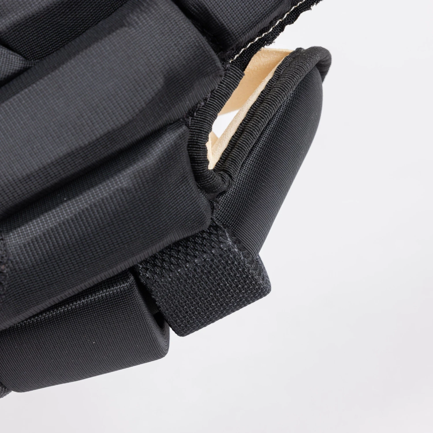 TRUE Catalyst Pro Stock Senior Hockey Glove - New York Rangers 12 TRUE Catalyst Pro Stock Senior Hockey Glove - New York Rangers - Image 10