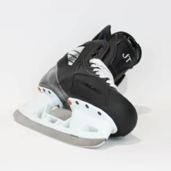 TRUE Player Junior Hockey Skates - Pro Stock - VH Holder - "JT" - Size 5 -Hockey Equipment Shop true hockey skates true player junior hockey skates pro stock vh holder jt size 5 5 r standard 15186605080642