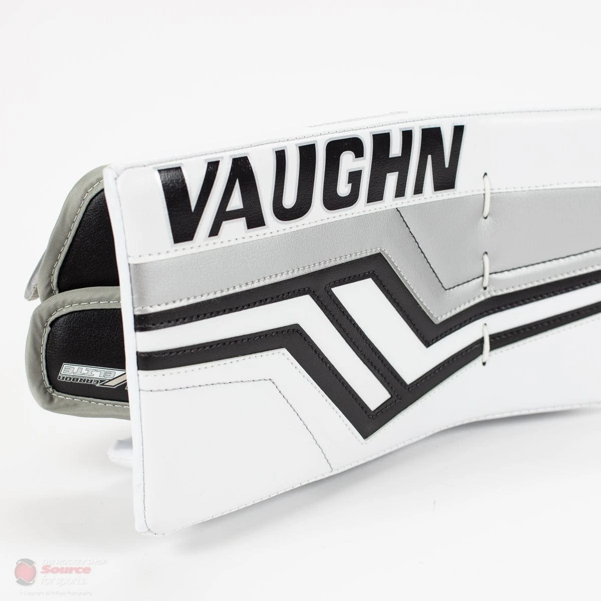 Vaughn Velocity Pro V Elite 2 Pro Carbon Senior Goalie Blocker 4 Vaughn Velocity Pro V Elite 2 Pro Carbon Senior Goalie Blocker - Image 2