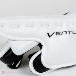 Vaughn Ventus SLR2 Pro Carbon Senior Goalie Blocker 18 Vaughn Ventus SLR2 Pro Carbon Senior Goalie Blocker -Hockey Equipment Shop vaughn blockers vaughn ventus slr2 pro carbon senior goalie blocker 5312866091074
