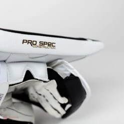 Vaughn Ventus SLR2 Pro Carbon Senior Goalie Blocker 22 Vaughn Ventus SLR2 Pro Carbon Senior Goalie Blocker -Hockey Equipment Shop vaughn blockers vaughn ventus slr2 pro carbon senior goalie blocker 5312866517058