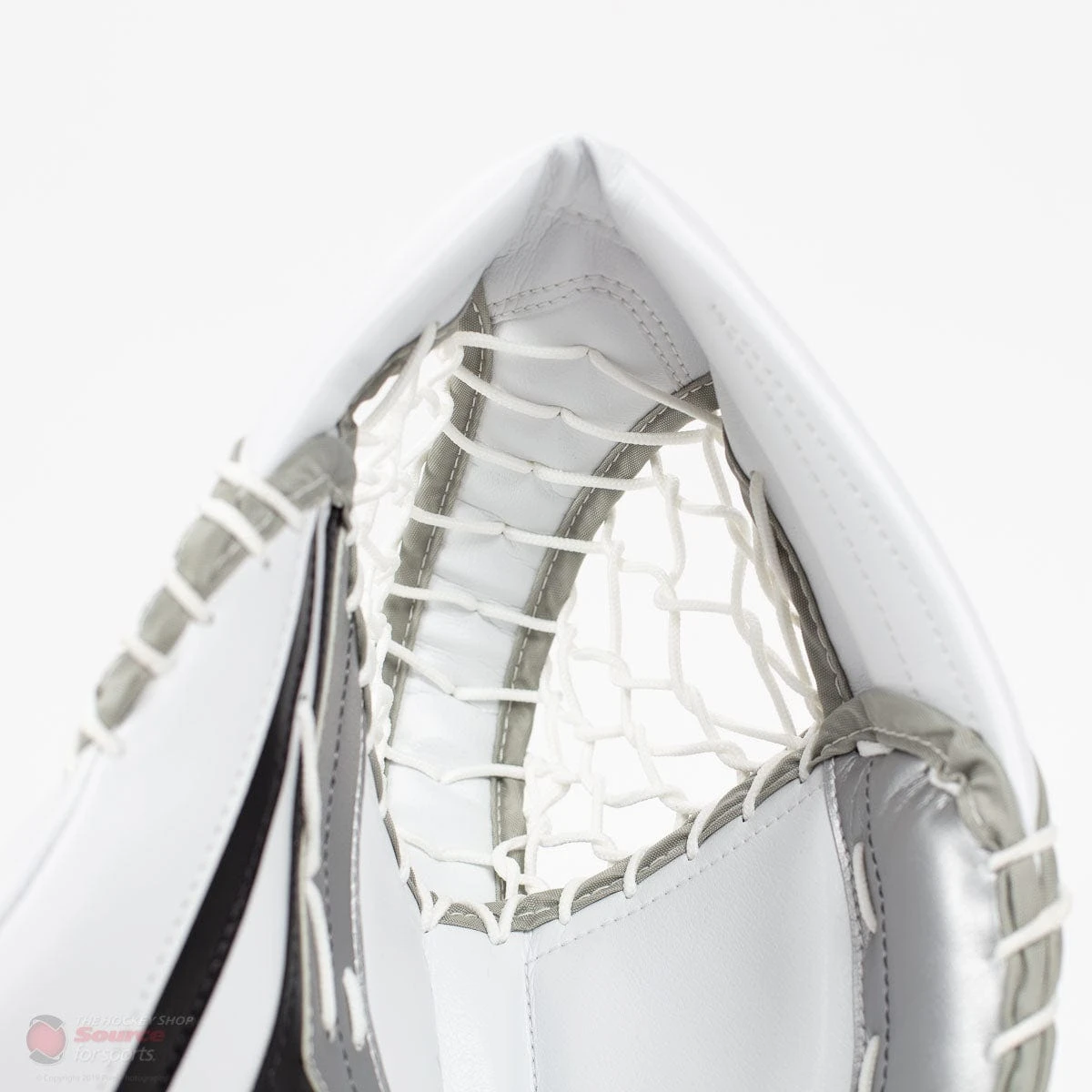 Vaughn Velocity Pro V Elite 2 Pro Carbon Senior Goalie Catcher 5 Vaughn Velocity Pro V Elite 2 Pro Carbon Senior Goalie Catcher - Image 3