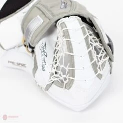 Vaughn Velocity Pro V Elite 2 Pro Carbon Senior Goalie Catcher 20 Vaughn Velocity Pro V Elite 2 Pro Carbon Senior Goalie Catcher -Hockey Equipment Shop vaughn catchers vaughn velocity pro v elite 2 pro carbon senior goalie catcher 5670450757698