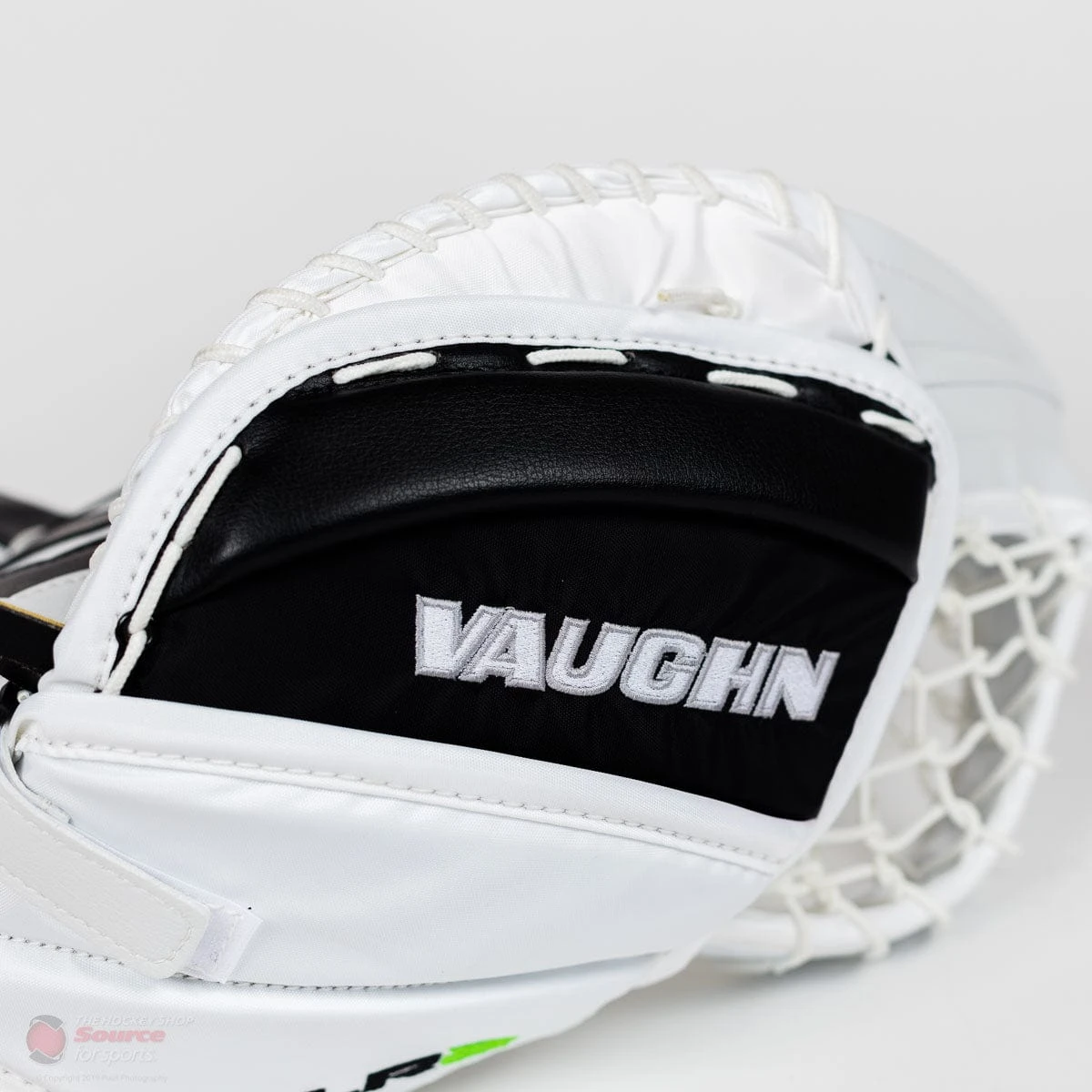 Vaughn Ventus SLR2-ST Pro Carbon Senior Goalie Catcher 14 Vaughn Ventus SLR2-ST Pro Carbon Senior Goalie Catcher - Image 12