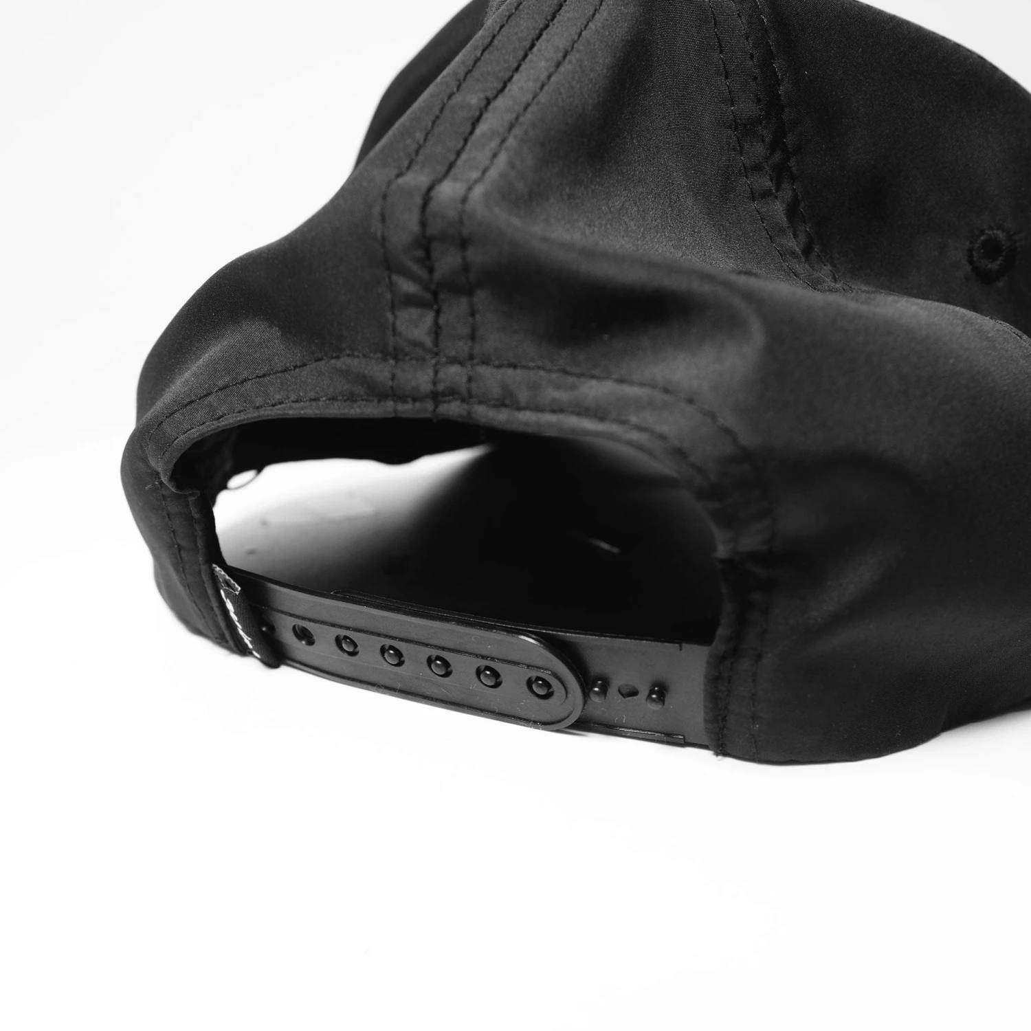 Violent Gentlemen Quick Golf Snapback Hat 4 Violent Gentlemen Quick Golf Snapback Hat - Image 2