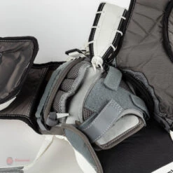 Warrior Ritual G5 SR+ Senior Goalie Catcher 20 Warrior Ritual G5 SR+ Senior Goalie Catcher -Hockey Equipment Shop warrior catchers warrior ritual g5 sr senior goalie catcher 14050782937154